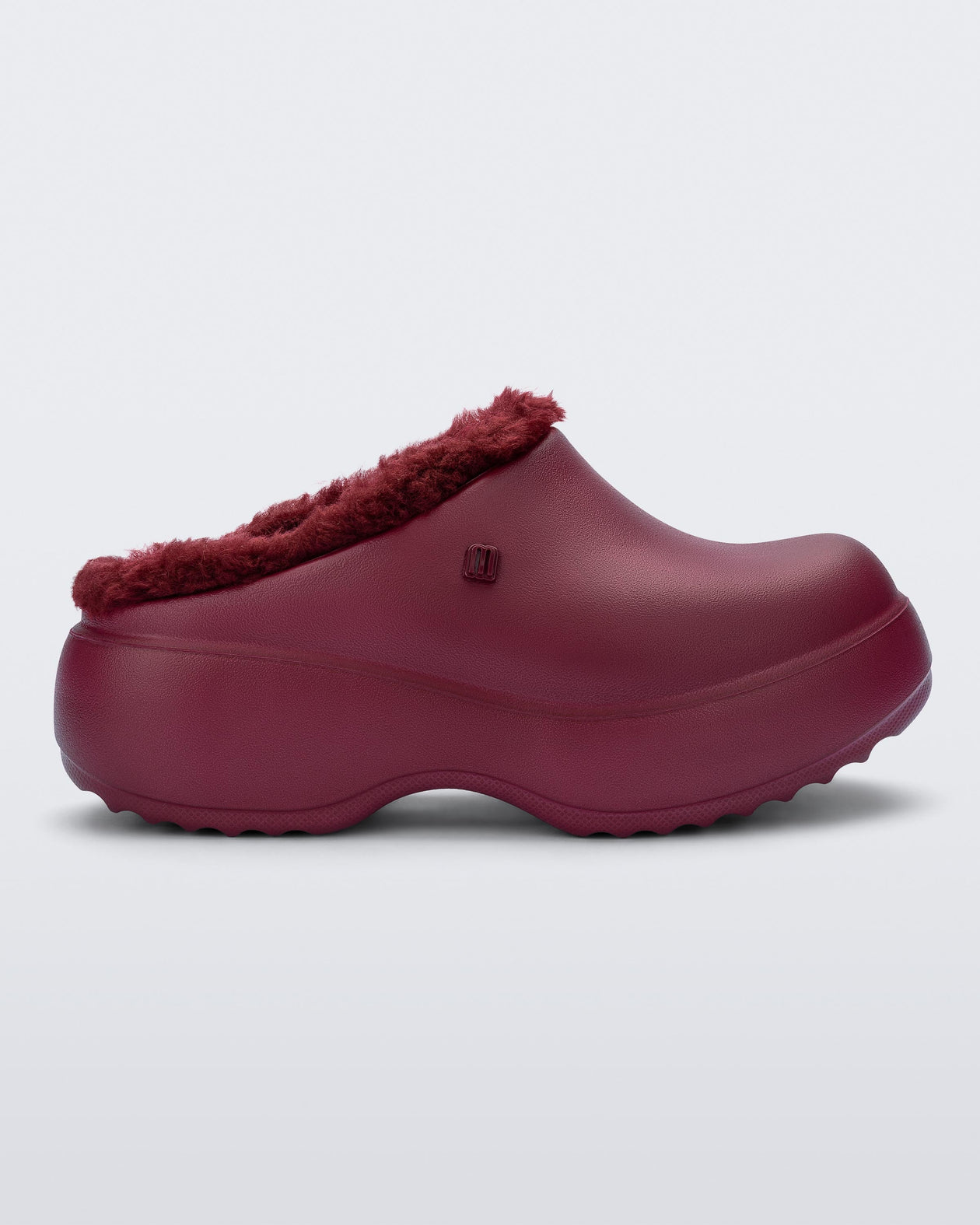 Side view of a red Free Clog Fluffy Platform