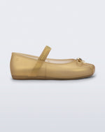 Side view of a pearly beige Sophie kids ballerina flat with bow